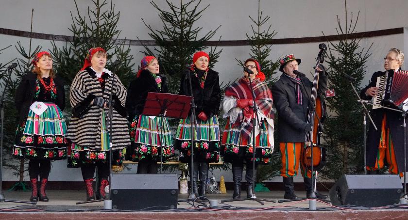 II Gminny Kiermasz Bożonarodzeniowy. Wspólne kolędowanie i świąteczne zakupy