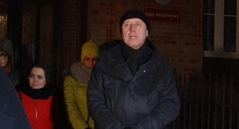 Kolejne protesty pod Sądem Rejonowym. Burmistrz: Doczekaliśmy się czasów dyktatury