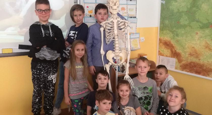W Szkole Podstawowej Nr 5 uczą się  mali studenci