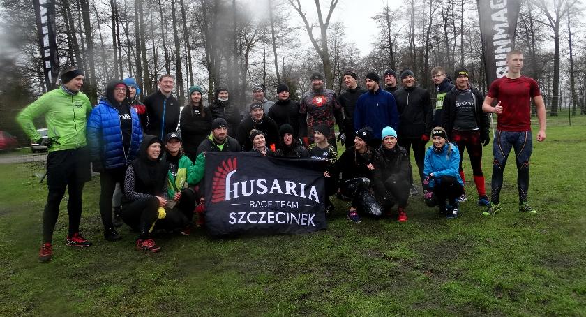 Ćwiczenia w deszczu i błocie, czyli trening Husaria Race Team