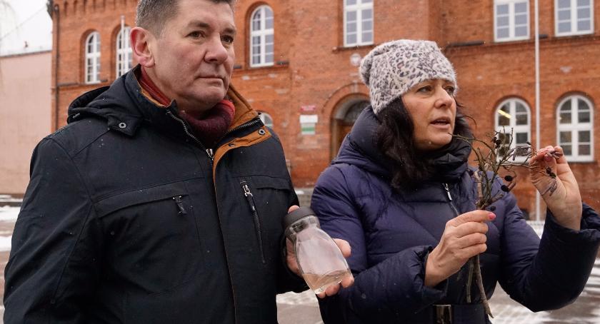 Dlaczego jezioro w Szczecinku było żółte? Terra zabiera głos