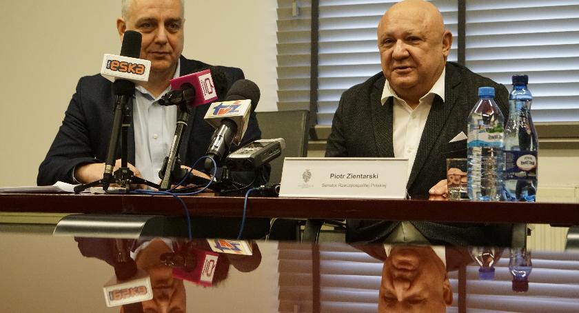 Senator Zientarski o Adamie Giedrysie: Przychodził do nas wieczorem z lunetą