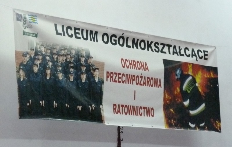 Przyszli strażacy i ratownicy ślubowali w ZS nr 6