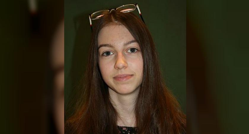 Ula z tytułem laureatki w Wojewódzkim Konkursie z języka polskiego