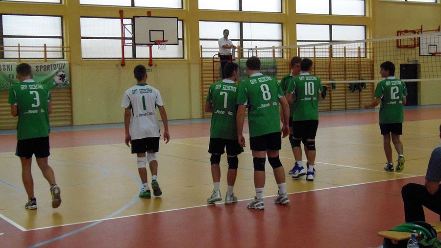 Siatkówka: Mecze juniorów, juniorek i kadetów MKS Gryf