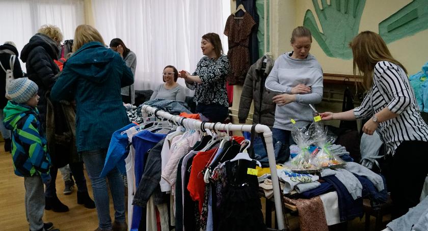 To był kolejny Babski Targ. Mieszkanki Szczecinka przed wiosną wymieniły garderobę