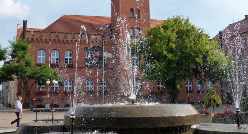 Ratusz przyznaje się do błędu! Fontanna powraca na plac Wolności