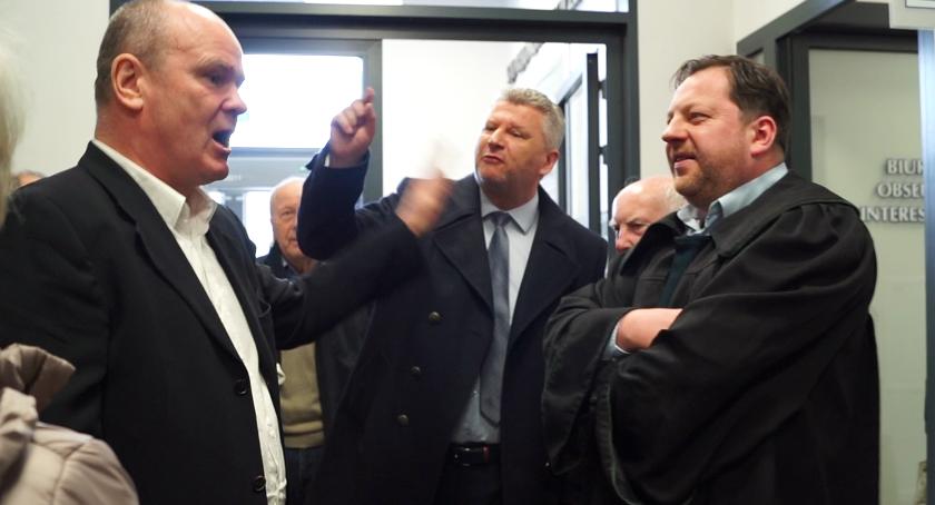 Radny vs. Krono, czyli hałda w sądzie po raz kolejny. Tumult przed rozprawą
