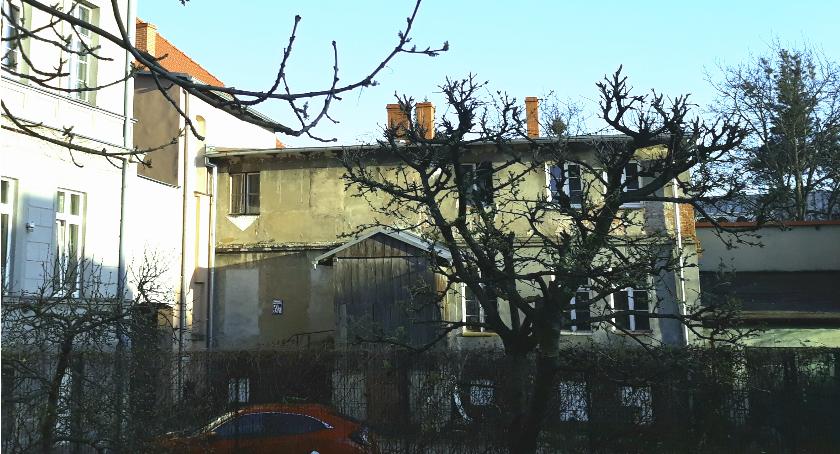 Budynek ZGM, który trzeba wykwaterować, wcześniej przeszedł remont. Po co? 