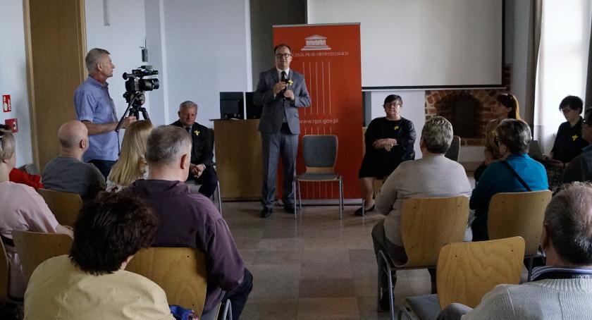 Rzecznik Praw Obywatelskich w Szczecinku. Mieszkańcy pytają o budżet i mowę nienawiści