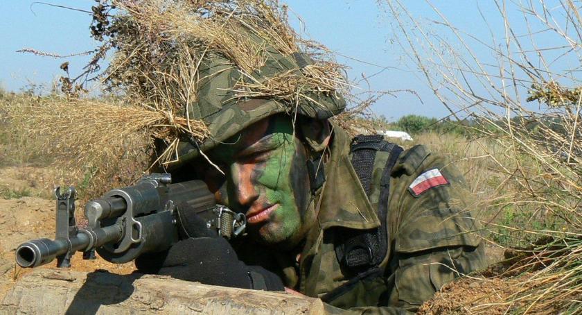 Majówka na poligonie. Rezerwiści ze Szczecinka jadą strzelać