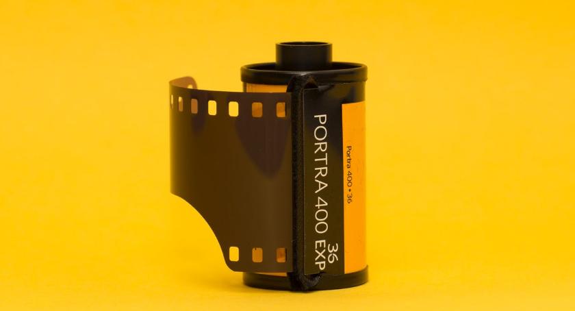 Czym jest fotografia produktowa i jak wykonać profesjonalne zdjęcia produktowe?
