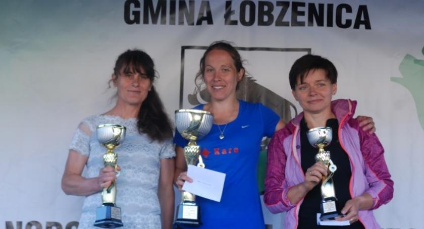 Biegacze ze Szczecinka na podium w Łobżenicy