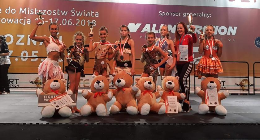 Mistrzostwa Polski Dzieci w Fitness. Dziewczęta z Darzboru na podium!