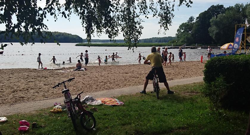W Trzesiecku kąpiel na własne ryzyko. Do sezonu jeszcze chwila