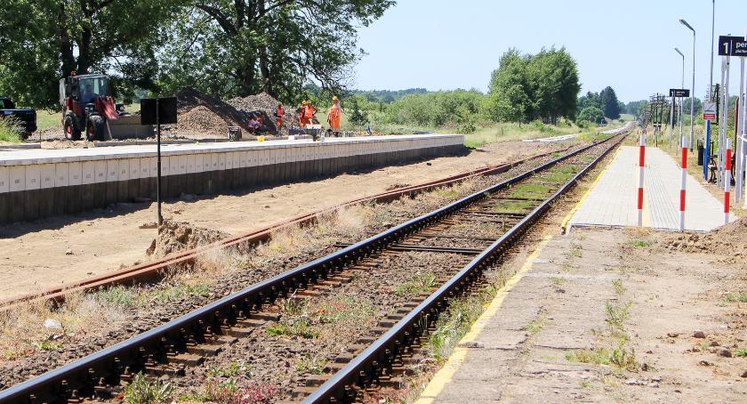 Robią tory prawie na nowo