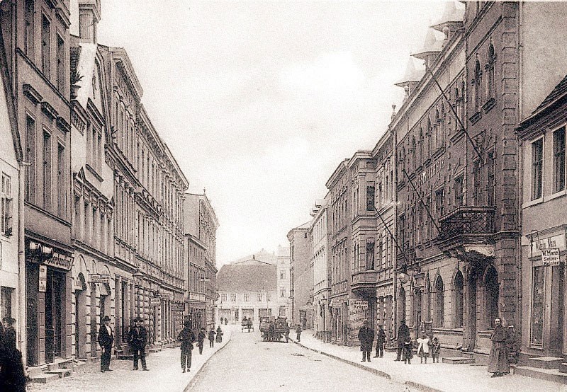 Stare miasto: Ul. 9 Maja