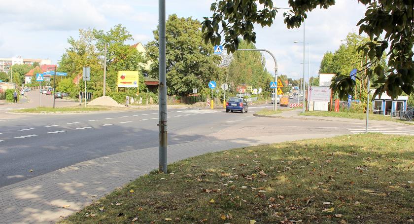 Rondo na skrzyżowaniu z Wiśniową. Asfalt na Dworcowej z możliwym dofinansowaniem