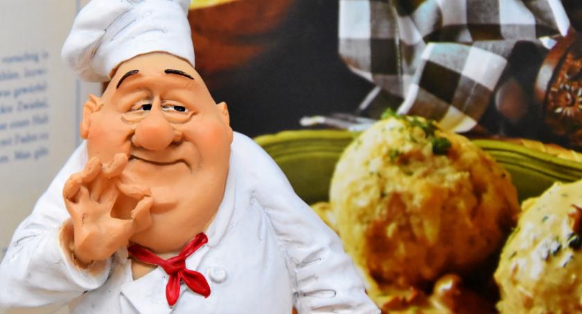Robotnik gospodarczy, piekarz, kucharz, ogrodnik, ślusarz. Praca w Szczecinku