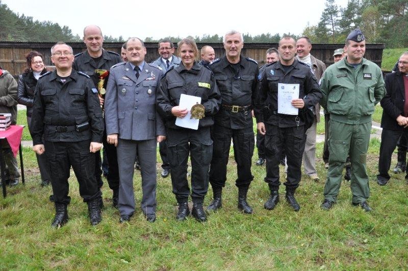 Nasi policjanci strzelają jak mistrzowie!