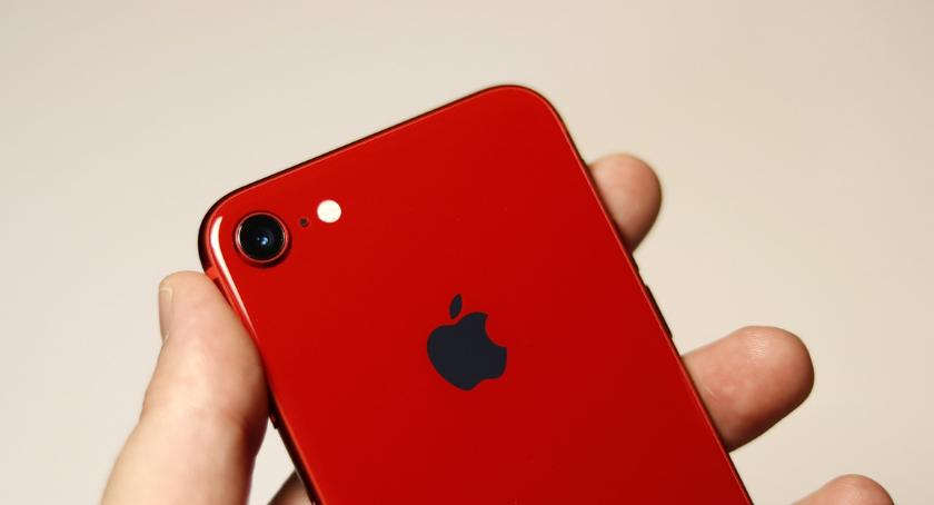 Co musisz wiedzieć, zanim kupisz pierwszego iPhonea?