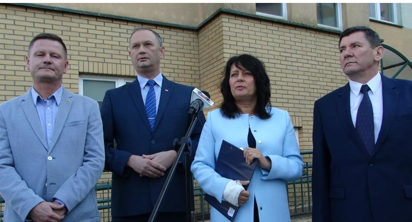 PiS: Brak tanich mieszkań. ZGM bardzo ochoczo kieruje do sądu sprawy o eksmisje