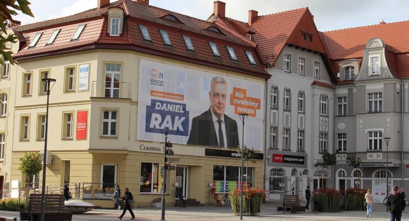 Banery wyborcze pokochają... psy