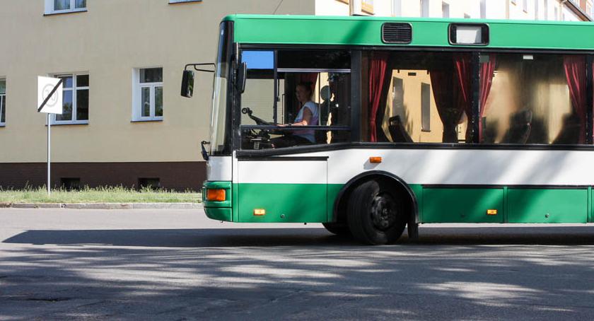Kursy autobusów w dni świąteczne. Rozkład jazdy na listopadowe święto w Szczecinku