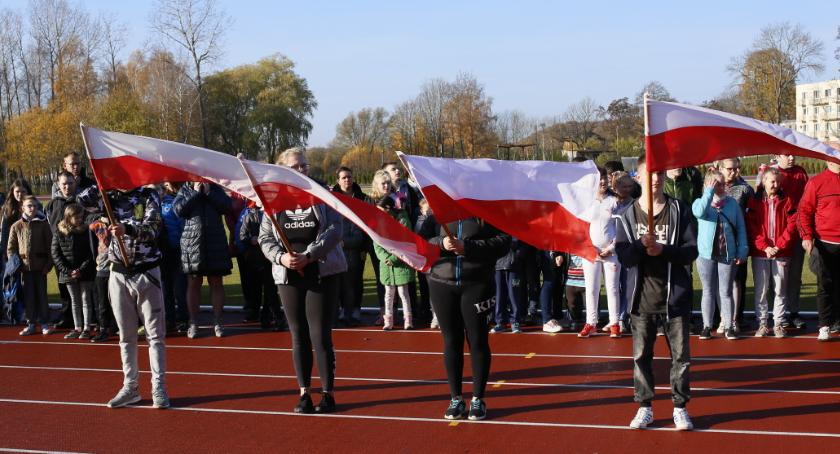 Niepełnosprawni uczniowie biegali z Niepodległą