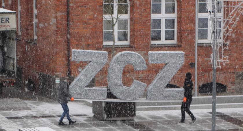 Napis znika z placu Wolności. Co dalej z 