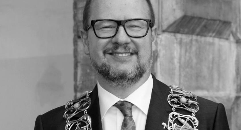 Szczecinek o Pawle Adamowiczu