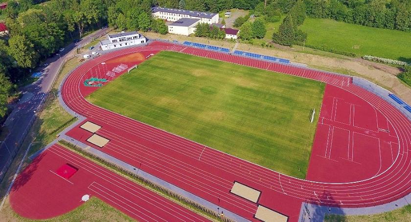 Będą rozmawiać o zasadach korzystania ze stadionu LA