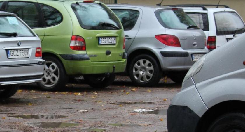 Czy płatne parkingi w centrum Szczecinka to dobry pomysł? Opinie naszych Czytelników