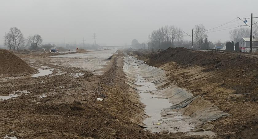 Objazd na ul. Słupskiej z dużym opóźnieniem