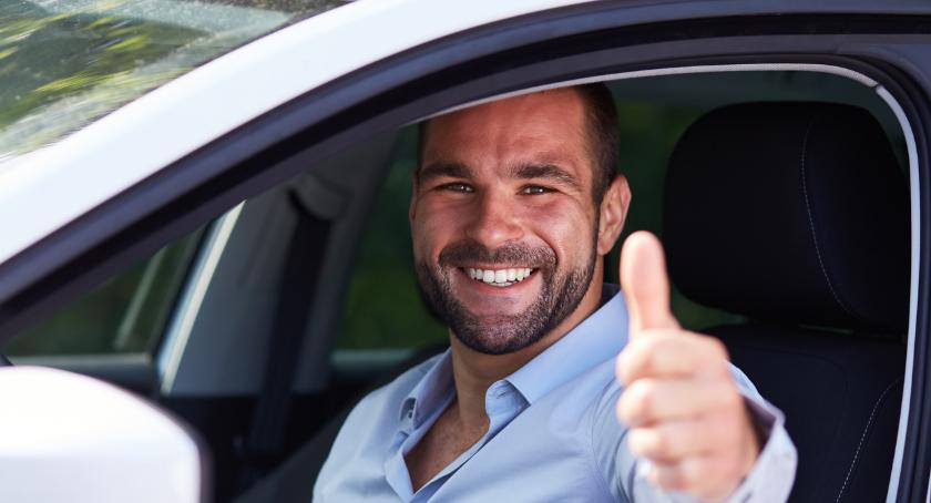 Jak mądrze kupić z auto z salonu i zmniejszyć koszt jego eksploatacji?