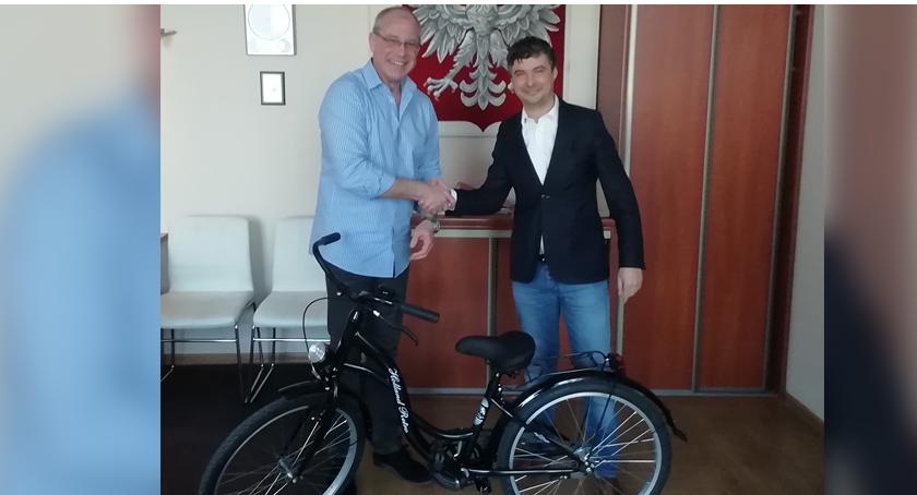 SP7 z prezentem od posła