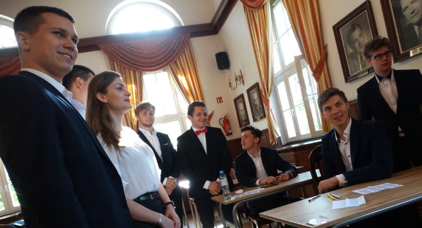 Matury 2019 rozpoczęte. Egzaminacyjny maraton potrwa do 25 maja