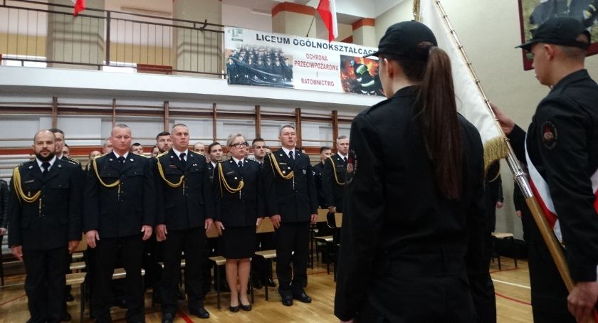 Gaszą mniej pożarów, ale są coraz bardziej potrzebni. Powiatowy Dzień Strażaka w Szczecinku