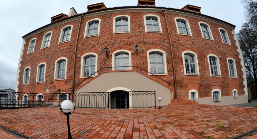 Kto odpowie za wieloletnie straty zamku? Subiektywny przegląd tygodnia, część 19