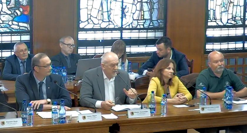 Zdanie było inne, ale się właśnie zmieniło. W Szczecinku radni mogą jednak pytać