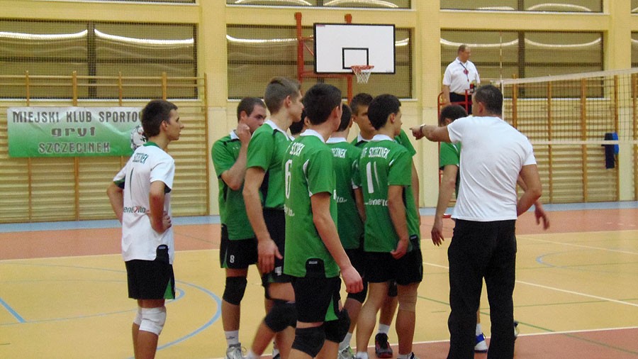 Niepowodzenia juniorek i juniorów MKS Gryf