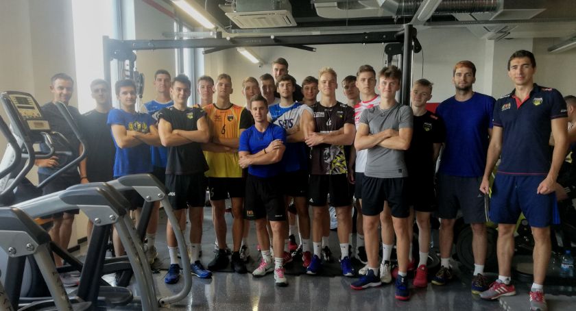 Mistrzowie Polski juniorów z Trefla Gdańsk trenowali w Szczecinku. „To fajne miasto z super bazą sportową”