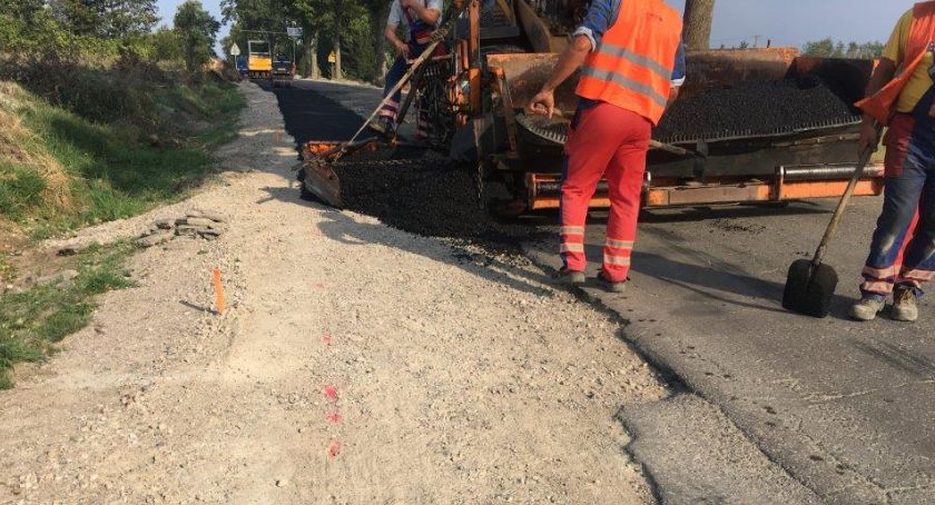 Sepolno: Trwają prace związane z przebudową odcinka drogi
