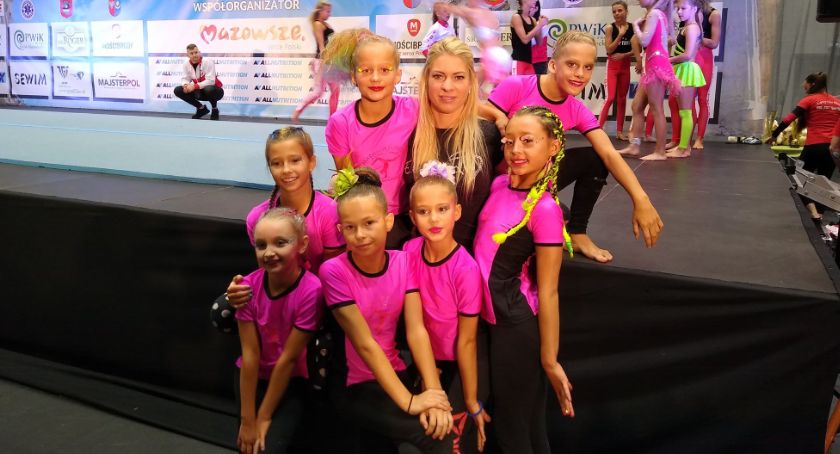 Dobry start dziewczyn z Akademii Fitness Sportowego