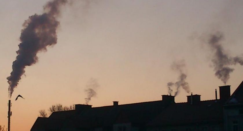 W Szczecinku zaczął się sezon grzewczy. Wróciły problemy ze smogiem