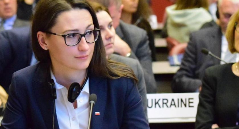 Gorący wieczór w Sejmie. Małgorzata Golińska zagłosowała przeciwko Stanisławowi Piotrowiczowi