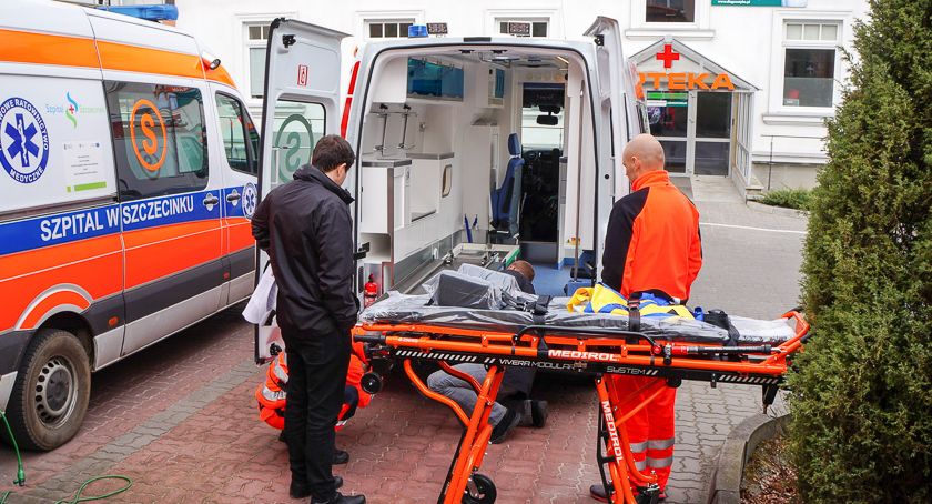 Szpital będzie miał nową karetkę. Kupuje starostwo