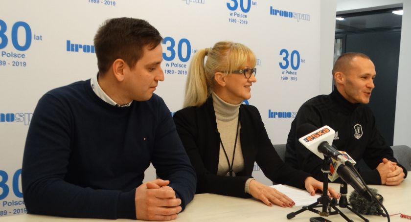 Akademia Piłkarska Szczecinek i Kronospan przez kolejny rok działają razem