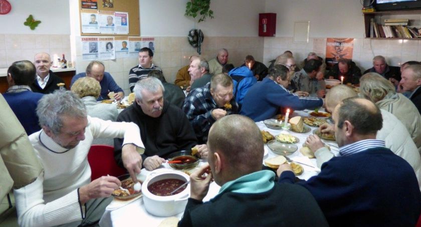 W Szczecinku osoby bezdomne i samotne spotkają się przy wigilijnym stole