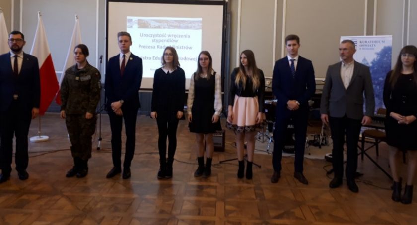 Stypendia Prezesa Rady Ministrów dla uczniów z powiatu szczecineckiego